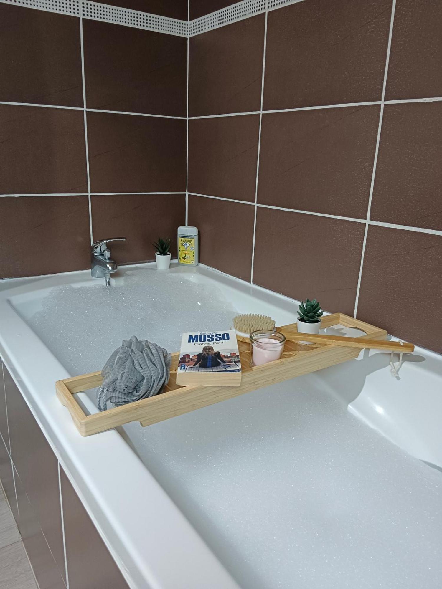 Villa Familiale Avec Spa Et Sauna Saint-Antonin-de-Sommaire 外观 照片